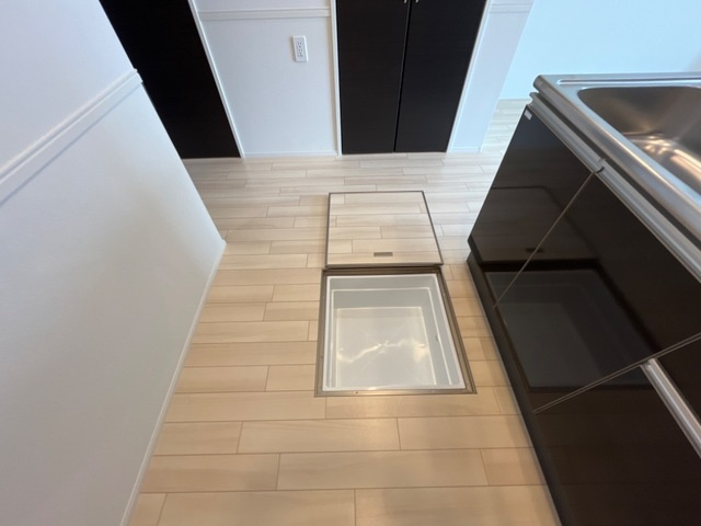 プライム柏木の収納|床下収納庫(イメージ)