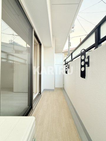 Alivis緑橋のバルコニー