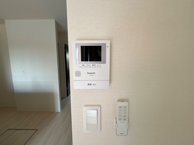 プライム柏木のセキュリティ|カメラ付インターホン(イメージ)