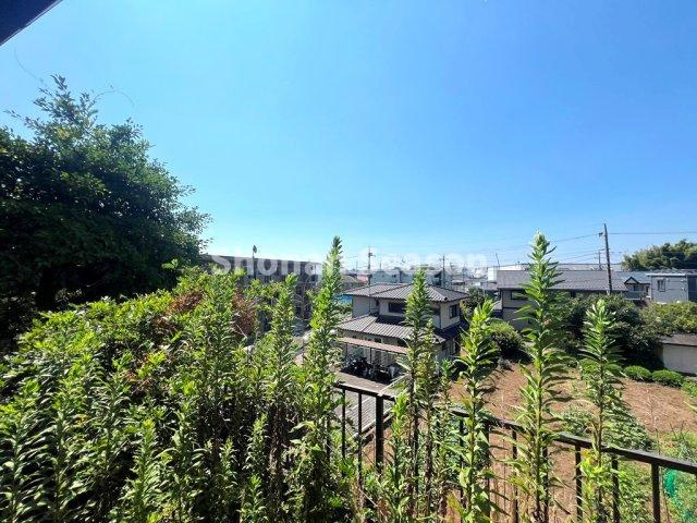 【現地画像あり】　厚木市長谷　中古戸建　39.62坪の展望|バルコニーからは穏やかな環境が広がり、景観にも開放感がございます♪