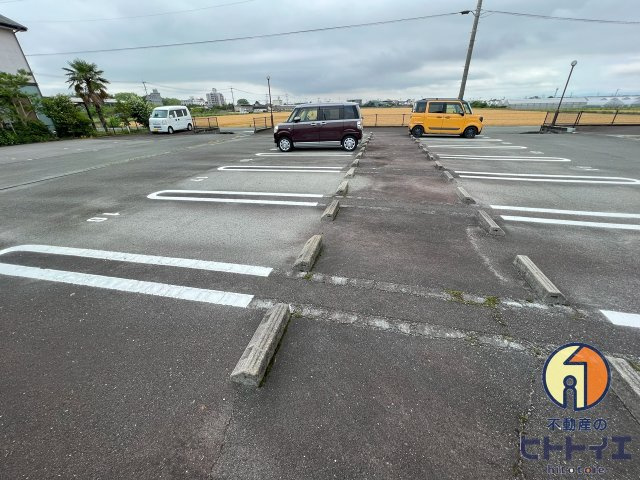 リベア北長田の駐車場|駐車スペースもあります