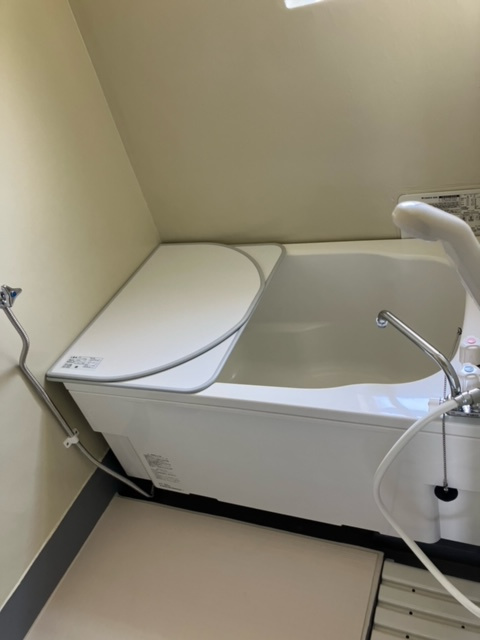 兵庫県公社　川西松ケ丘（１）２号棟の浴室|お風呂で日々の疲れを落としましょう