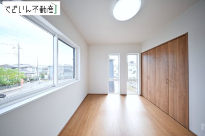 【洋室】 | フェリディアガーデン上里町勅使河原　新築住宅 | ≪4号棟≫
現地(2025年月11月撮影)