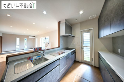 【キッチン】 | フェリディアガーデン上里町勅使河原　新築住宅 | ≪4号棟≫
現地(2025年月11月撮影)