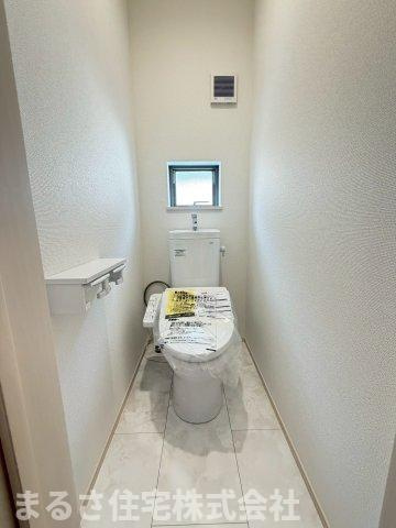恒久10期　新築戸建のトイレ