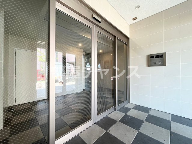 アルテミス平和のエントランス