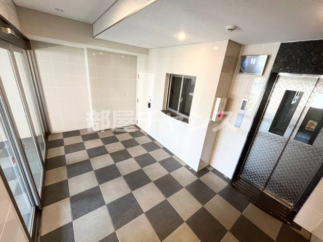 アルテミス平和のロビー