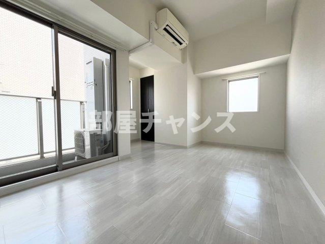 アルテミス平和の居間・リビング