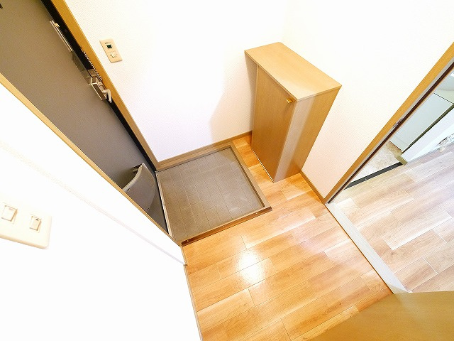 メゾン・ド・プルミエールの玄関|毎日通る玄関はこちらです