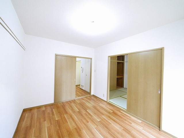 メゾン・ド・プルミエールの洋室|スタンダードな洋室です