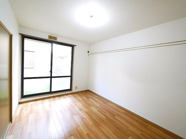 メゾン・ド・プルミエールの寝室|洋室です