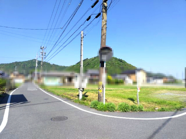 ６５２７４　揖斐郡揖斐川町上ミ野土地の前面道路含む現地写真