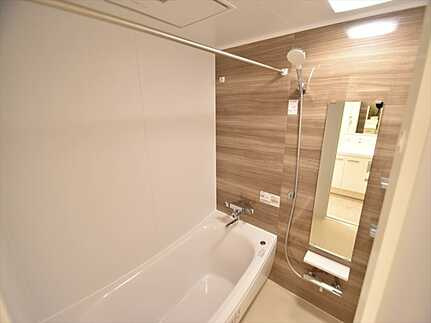 ファミール江波公園ツインズ弐番館の浴室