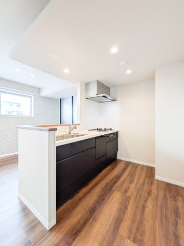 ＦＩＲＳＴ　ＳＣＥＮＥ　Ⅴ番館のキッチン