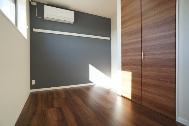 ＦＩＲＳＴ　ＳＣＥＮＥ　Ⅴ番館の洋室