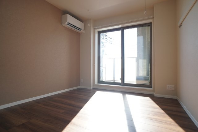 ＦＩＲＳＴ　ＳＣＥＮＥ　Ⅴ番館の寝室