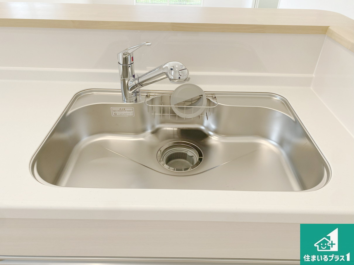 和歌山市杭ノ瀬　第3期　新築一戸建ての設備|洗い物も楽にできる、広々シンク！