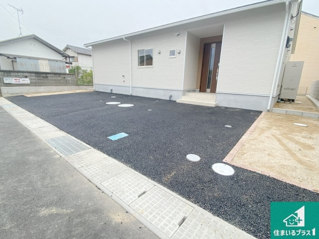 和歌山市杭ノ瀬　第3期　新築一戸建ての外観|周辺は落ち着いた街並みの住宅地！子育てがしやすい住環境です！気になることがありましたら、お気軽にお問い合わせください！