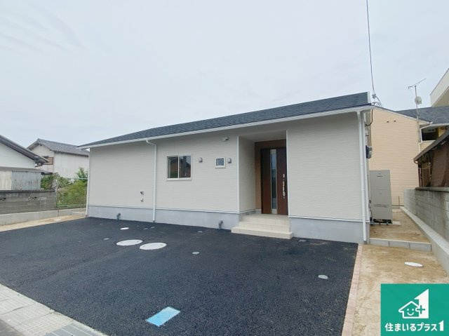 和歌山市杭ノ瀬　第3期　新築一戸建ての外観|お客様に長く安心して住んでいだだける事にこだわった家づくり！住んでからのアフターサービスにもしっかりと取り組んでいます！