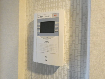 【セキュリティ】 | グランフォーレ千早マークスクエア ウエストウイング | 同シリーズ別物件の写真になります。床や建具などの色は現況優先。