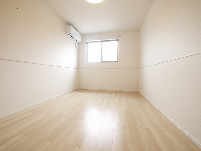 カーサ・リンドペローⅠの洋室