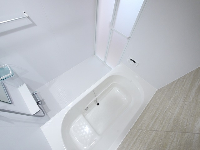 カーサ・リンドペローⅡの浴室|きれいなお風呂です