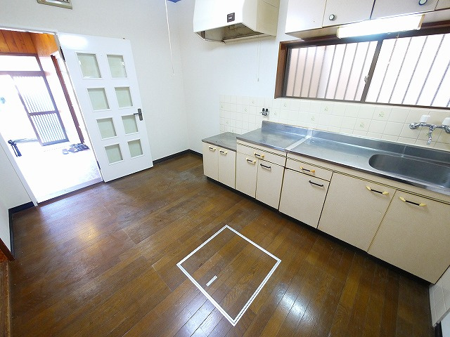 大和郡山市戸建の居間・リビング