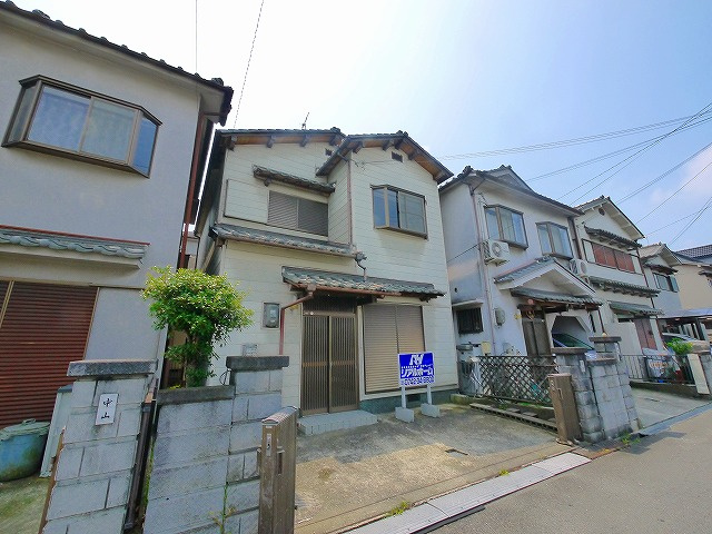 大和郡山市戸建の外観|建物外観を気になさる方へ、見た目の良い物件です