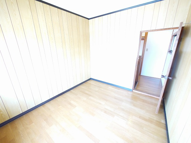 大和郡山市戸建の洋室|コンパクトで使いやすい洋室です