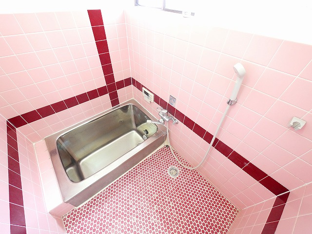 大和郡山市戸建の浴室|日々の疲れを癒すお風呂付です