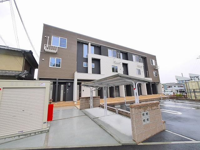 グランツ　（額田部北町）の外観|外はこのようになっています
