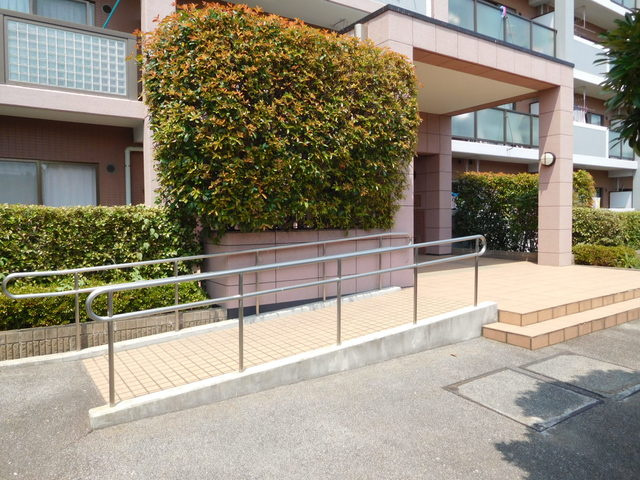 【エントランス】