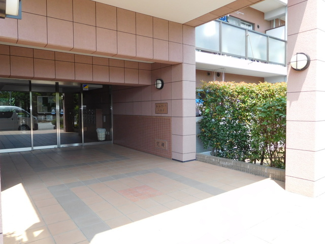 【エントランス】