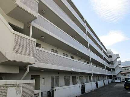 パルコープ長束(JS)の外観