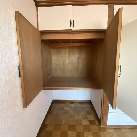 室蘭市沢町22-6　戸建の玄関