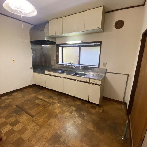 室蘭市沢町22-6　戸建のキッチン