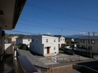 【展望】 | バルコニーからの眺望　富士山望めます。