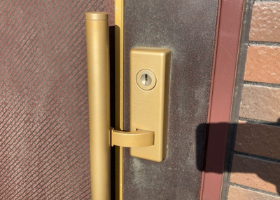 【防犯設備】 | レクシオ大和田 | 当然のことではありますが、オートロックやセンサーライト、ホームセキュリティーなどの防犯設備があれば、小さいお子様がいるご家庭も安心ですよね！まず物件購入の際は、防犯設備もチェックするようにしましょう。