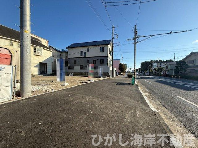 平塚市龍城ケ丘　売地の前面道路含む現地写真|現地外観