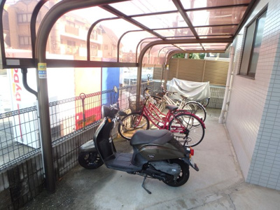 【その他共用部分】 | 第二庭園ハイツ | 駐輪スペースです