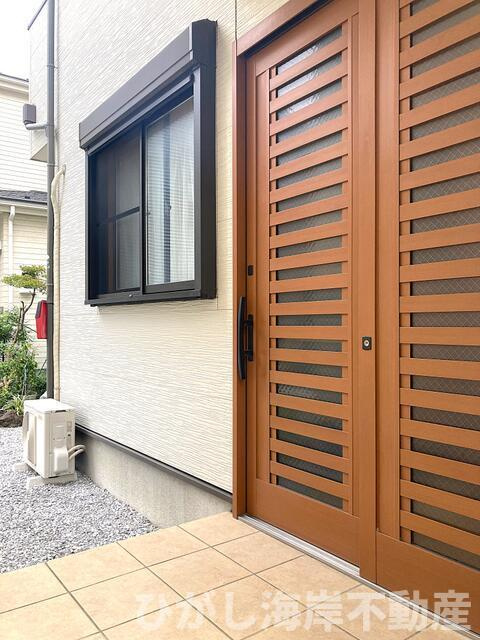 藤沢市辻堂東海岸三丁目　中古戸建のエントランス| 玄関