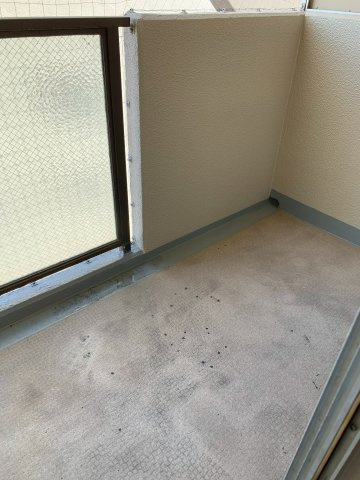 メゾンドール明石山ノ手台のバルコニー