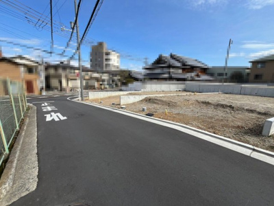 【外観】 | 土塔町　売土地　全１１区画 | 南海泉北線「深井」駅まで徒歩１７分！
毎日の通勤や通学に便利ですね♪