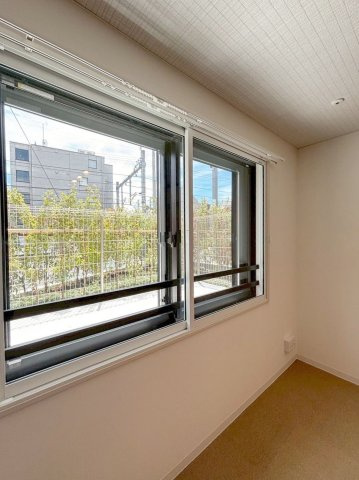 「防音マンション」ラシクラス新宿中井の設備|防音室の窓も3重サッシ仕様になります！
