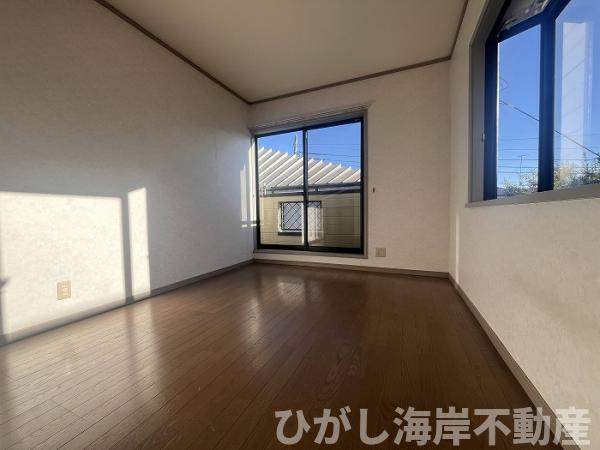 藤沢市鵠沼藤が谷４丁目　中古戸建の洋室|新規リフォーム前　6帖　洋室