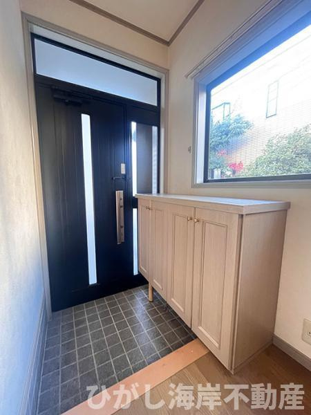 藤沢市鵠沼藤が谷４丁目　中古戸建の玄関|新規リフォーム前　玄関 