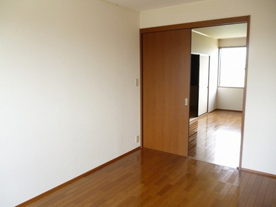 【洋室】 | サンガーデンⅡ