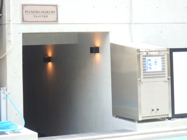 杉並区天沼３丁目の賃貸マンションのエントランス