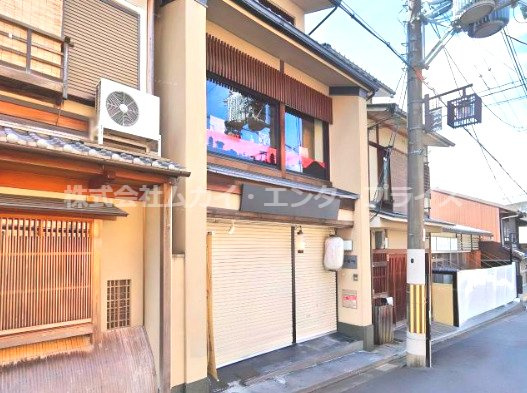 東山区五条橋東6丁目　貸店舗