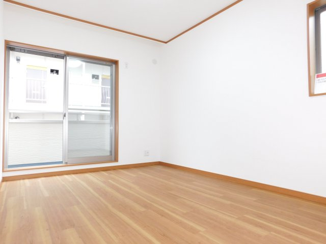 名古屋市中村区横井１丁目の中古一戸建の洋室|◇２階洋室◇　　２面採光で明るい洋室約６．０帖　全居室収納完備♪